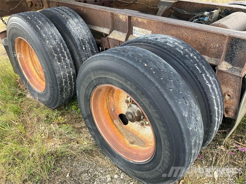 Midland XL2100 14 ft T/A Pup End Dump Trailer Damperli römorklari