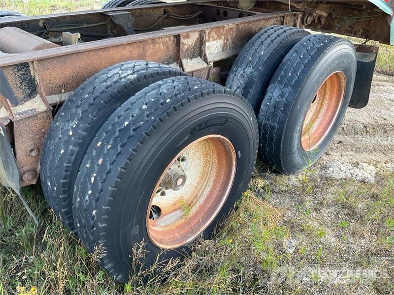 Midland XL2100 14 ft T/A Pup End Dump Trailer Damperli römorklari