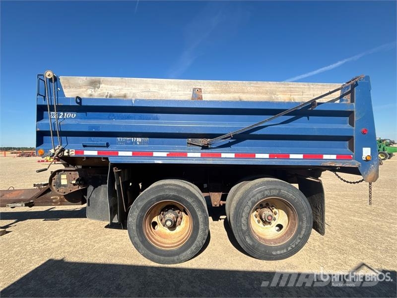 Midland XL2100 15 ft T/A Pup Dump Trailer Bañera