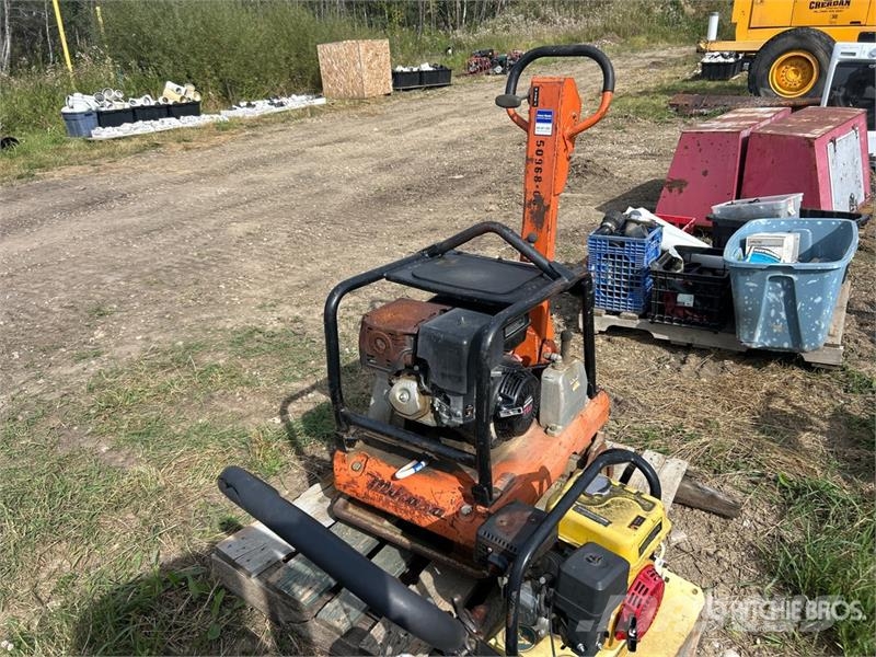 Mikasa MVH-402GH and Loncin MS10 Vibratory Plate Compacto 진동롤러