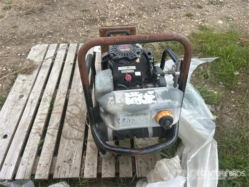 Mikasa Sangyo Vibratory Plate Compactor Vibrátorok