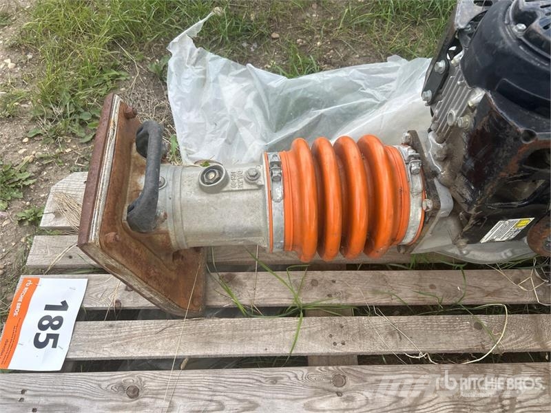 Mikasa Sangyo Vibratory Plate Compactor Vibrátorok