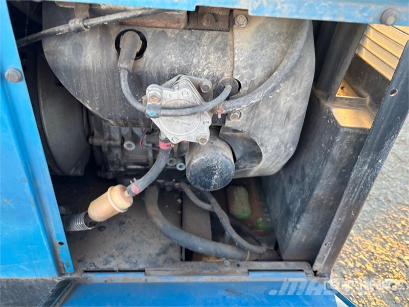 Miller 280 A Multi-Process Engine Driven Welder (Inoperab ماكينات لحام