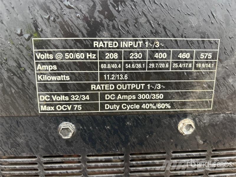 Miller 573 Electric Welder (Inoperable) Заваряващи машини