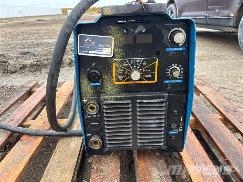 Miller 576 Electric Welder Заваряващи машини