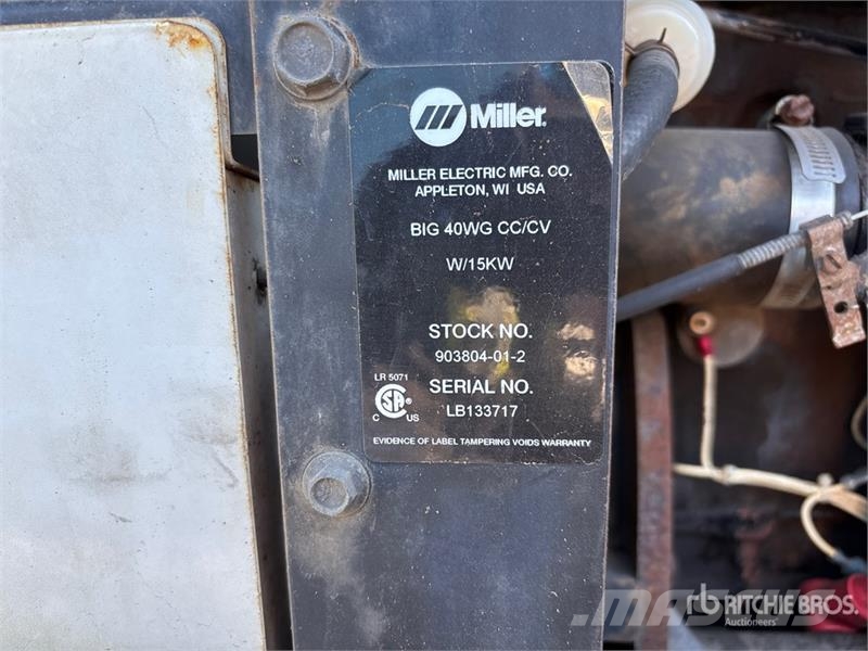 Miller Big 40WG 100 A Multi-Process Engine Driven Welder Urządzenia spawalnicze