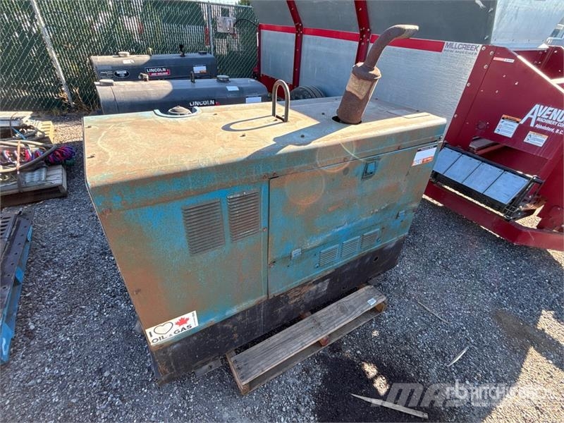 Miller Big 40WG 100 A Multi-Process Engine Driven Welder Urządzenia spawalnicze