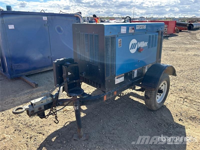 Miller Big Blue 300 Pro Mobile Multi-Process Engine Drive Welding machines