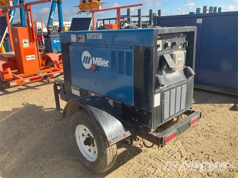 Miller Big Blue 300 Pro Mobile Multi-Process Engine Drive Welding machines