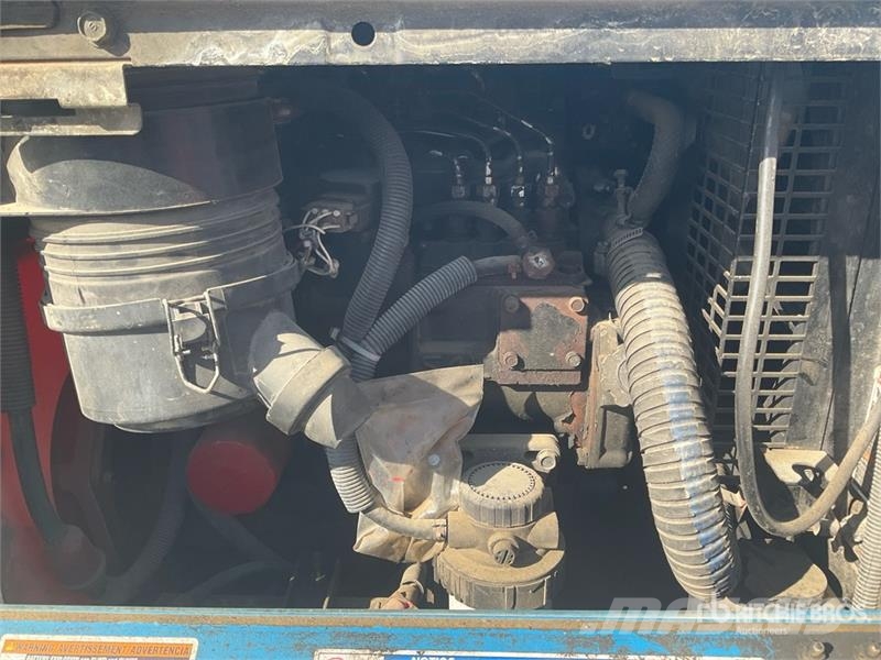 Miller Big Blue 300 Pro Mobile Multi-Process Engine Drive Welding machines