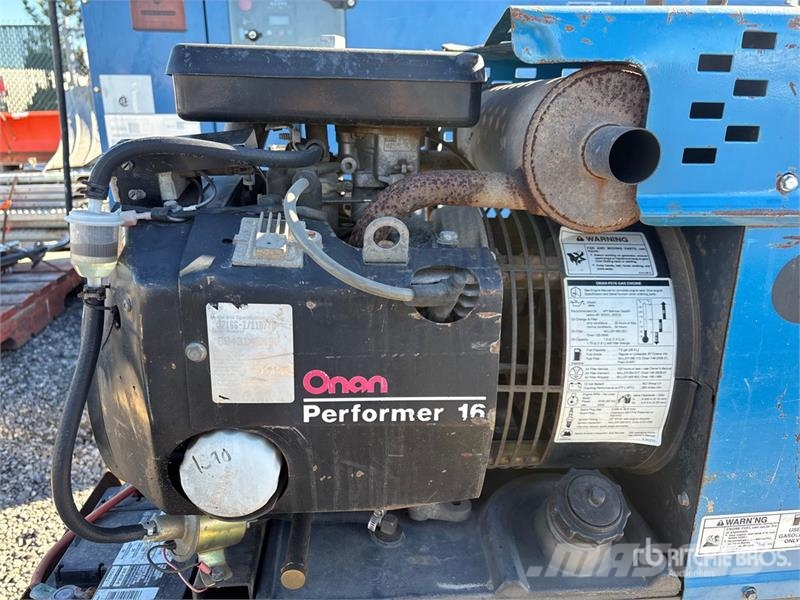 Miller Bobcat 225G Multi-Process Engine Driven Welder Metināšanas iekārtas