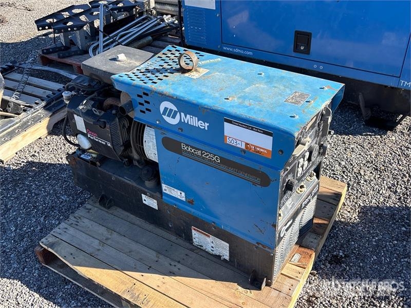 Miller Bobcat 225G Multi-Process Engine Driven Welder Metināšanas iekārtas
