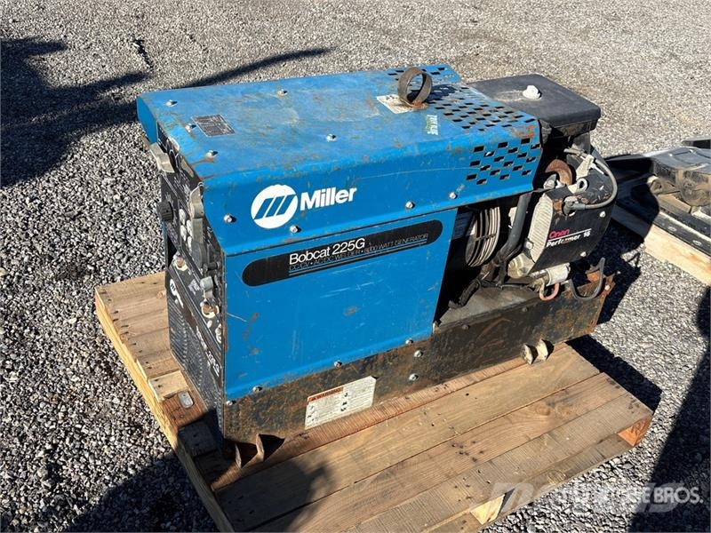 Miller Bobcat 225G Multi-Process Engine Driven Welder Metināšanas iekārtas