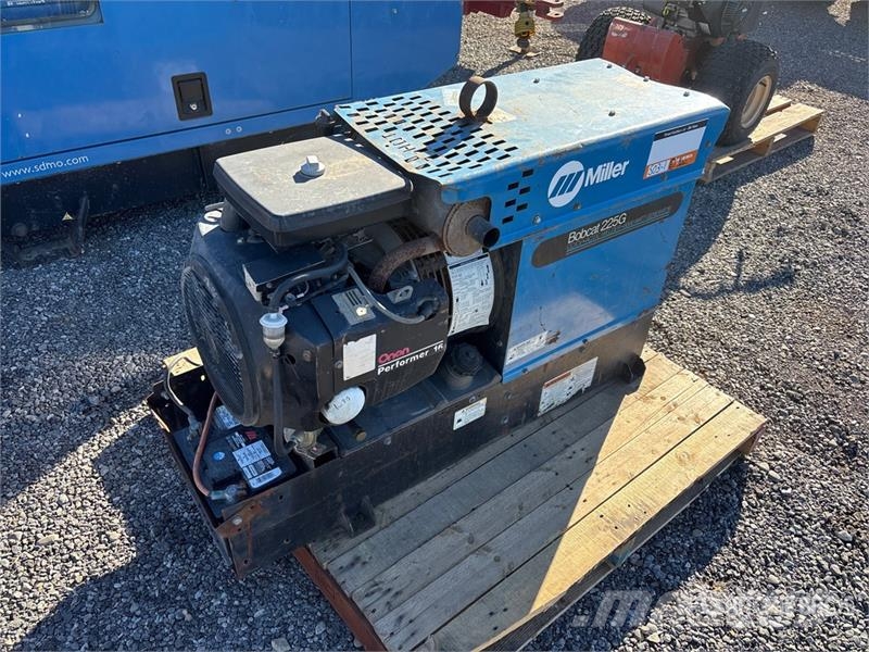 Miller Bobcat 225G Multi-Process Engine Driven Welder Metināšanas iekārtas