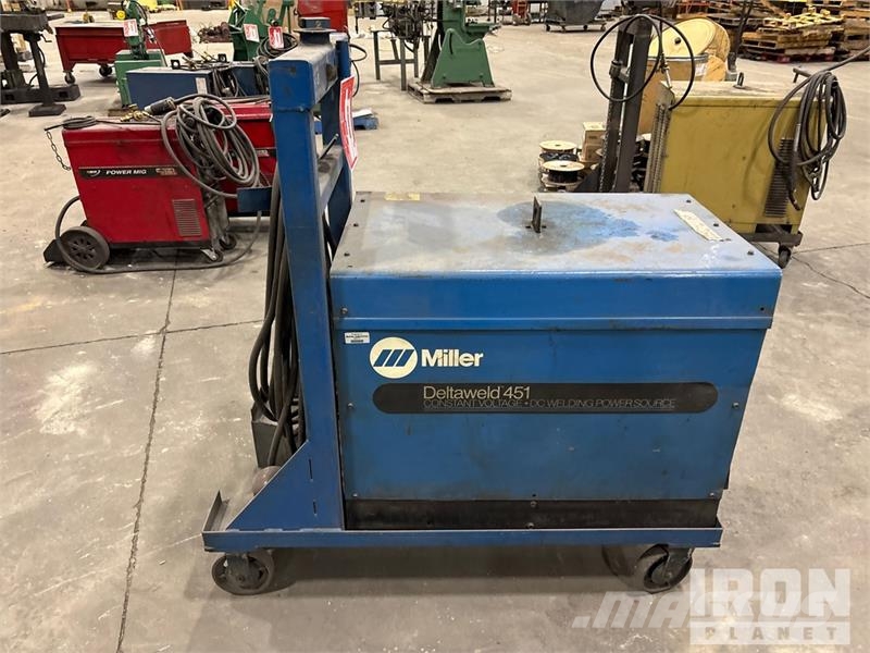 Miller Deltaweld 451 Mobile Multi-Process Electric Welder Schweissgeräte