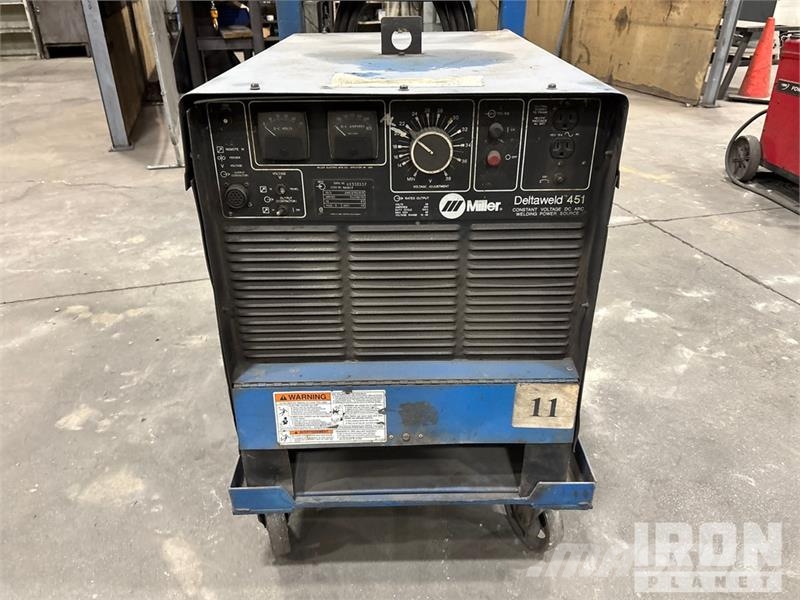 Miller Deltaweld 451 Mobile Multi-Process Electric Welder Schweissgeräte