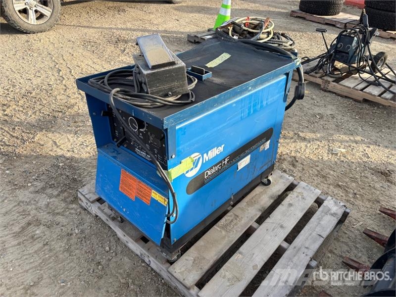 Miller Dialarc HF - KE 18617 76 A TIG Electric Welder ماكينات لحام
