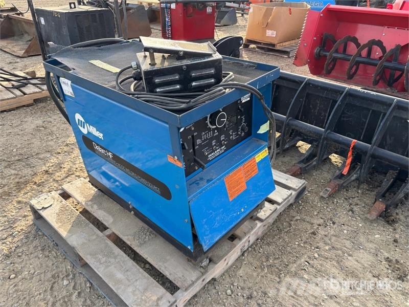 Miller Dialarc HF - KE 18617 76 A TIG Electric Welder ماكينات لحام