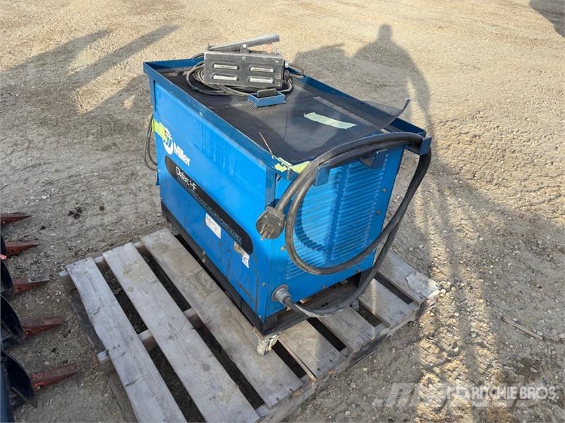 Miller Dialarc HF - KE 18617 76 A TIG Electric Welder ماكينات لحام