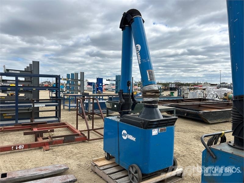 Miller Electric Welding Fume Extractor Maszyny rolnicze - Inne