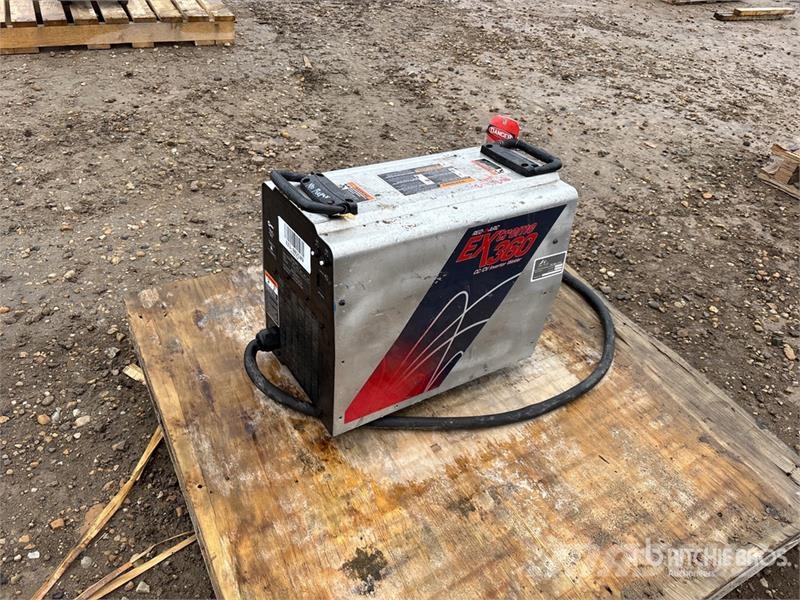 Miller Extreme 360 350 A Multi-Process Electric Welder (I Заваряващи машини
