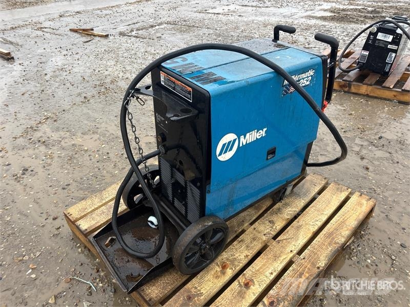 Miller matic 252 Svetsmaskiner