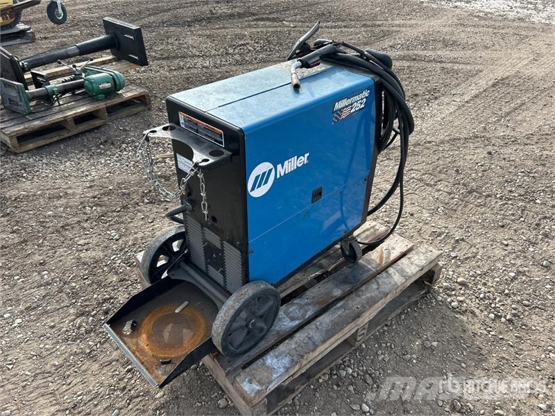 Miller matic 252 ماكينات لحام