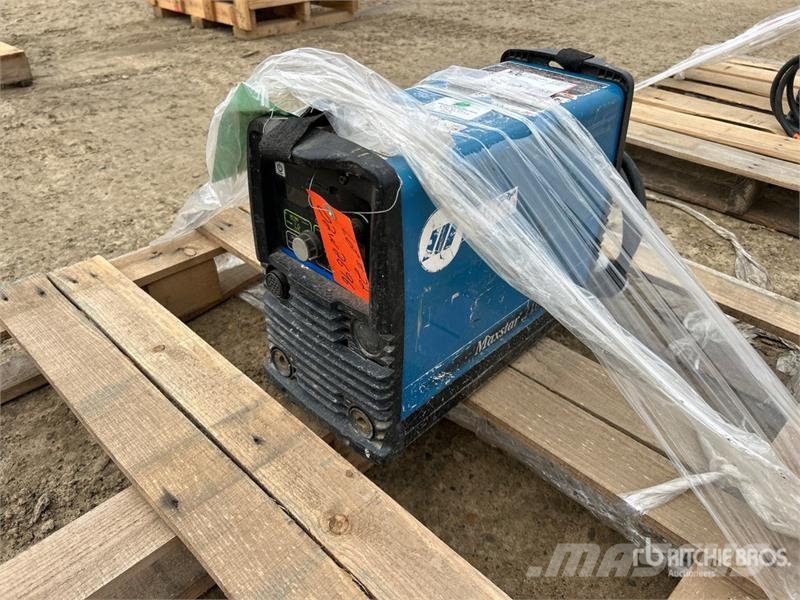 Miller Maxtar 210STR 200 AMP Suitcase Electric Welder Welding machines