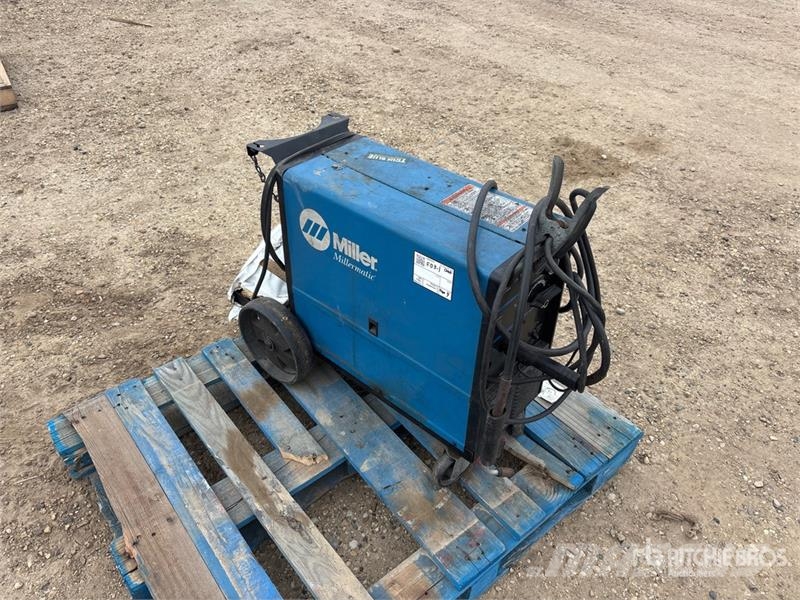 Miller MIG 150 A MIG Electric Welder Aparati za zavarivanje