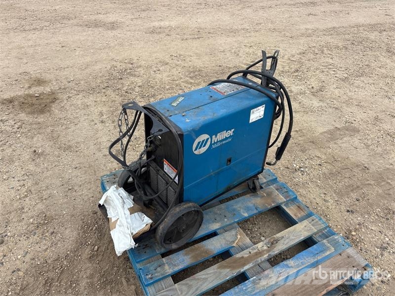 Miller MIG 150 A MIG Electric Welder Aparati za zavarivanje