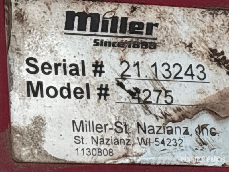 Miller Nitro 4275 100 ft 4x4 High Clearance Self-Propelle Самоходные опрыскиватели