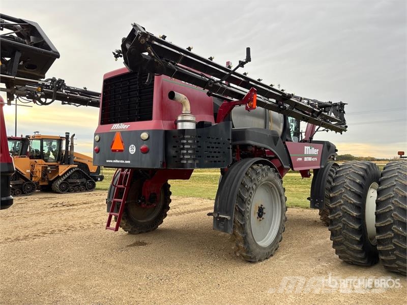 Miller Nitro 4275 100 ft 4x4 High Clearance Self-Propelle Самоходные опрыскиватели