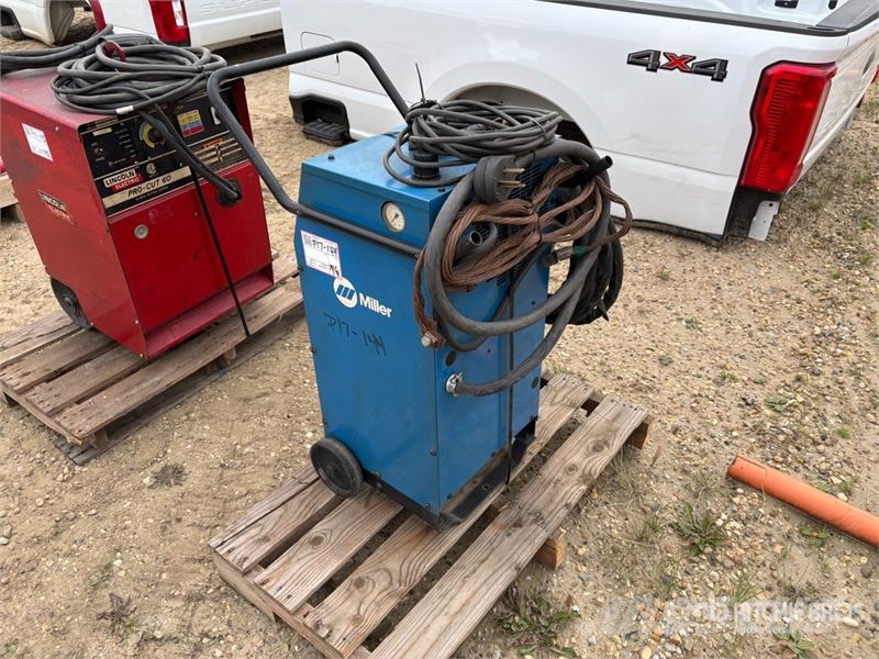 Miller Spectrum 700 55 A Plasma Cutter Welding machines