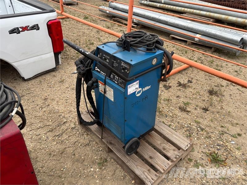 Miller Spectrum 700 55 A Plasma Cutter Welding machines