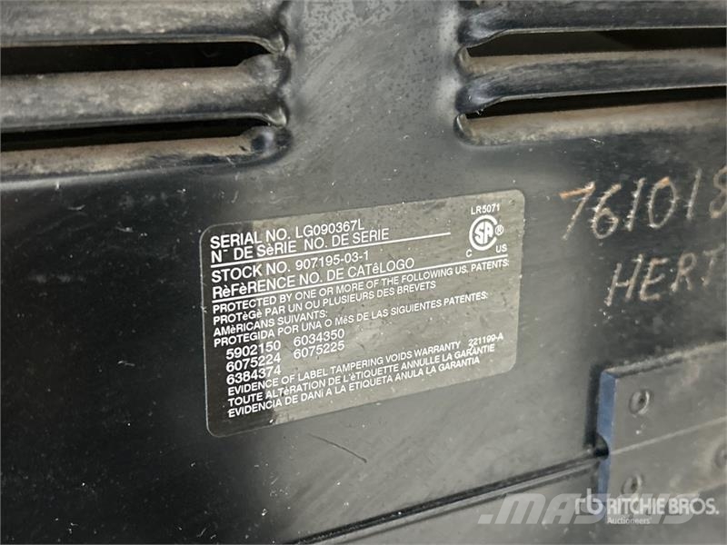 Miller Syncrowave 250DX TIG Electric Welder Poste à souder