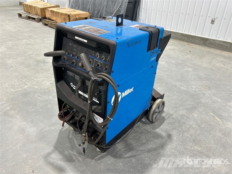 Miller Syncrowave 250DX TIG Electric Welder Poste à souder