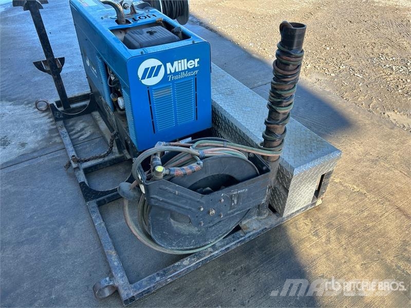Miller Trailblazer 301G ماكينات لحام