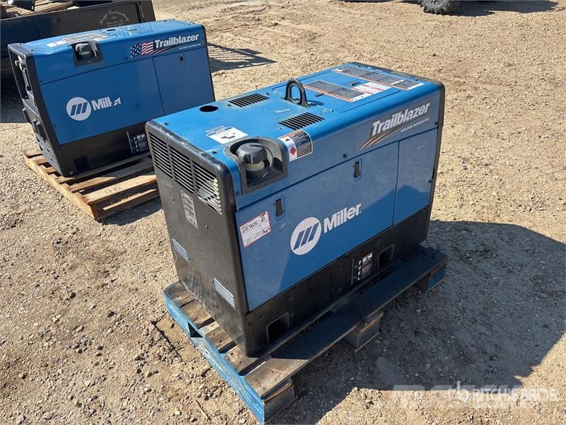 Miller Trailblazer 325 EFI 325 A Multi-Process Engine Dri ماكينات لحام