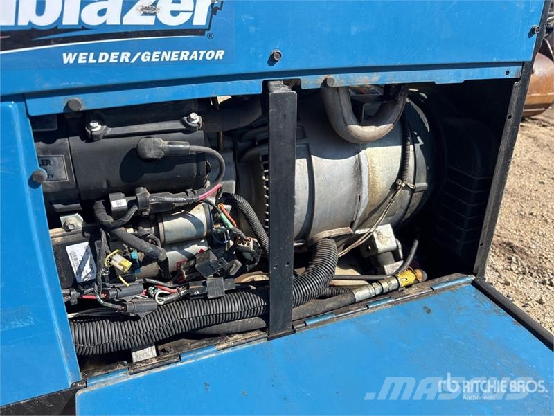 Miller Trailblazer 325 EFI 325 A Multi-Process Engine Dri ماكينات لحام