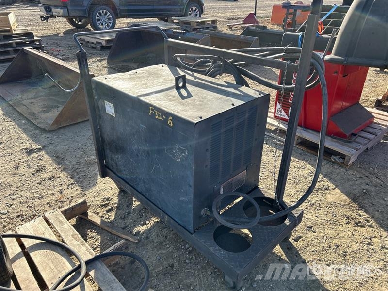 Miller XMT350 ماكينات لحام
