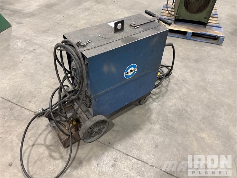 Millermatic 200 Mobile MIG Electric Welder Schweissgeräte