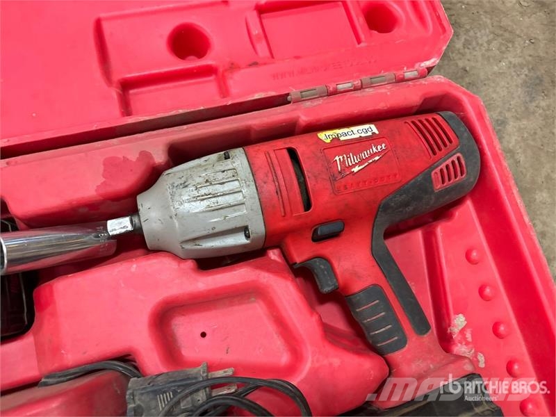 MILWAUKEE Cordless 3/4 in Impact Wrench Egyéb alkatrészek