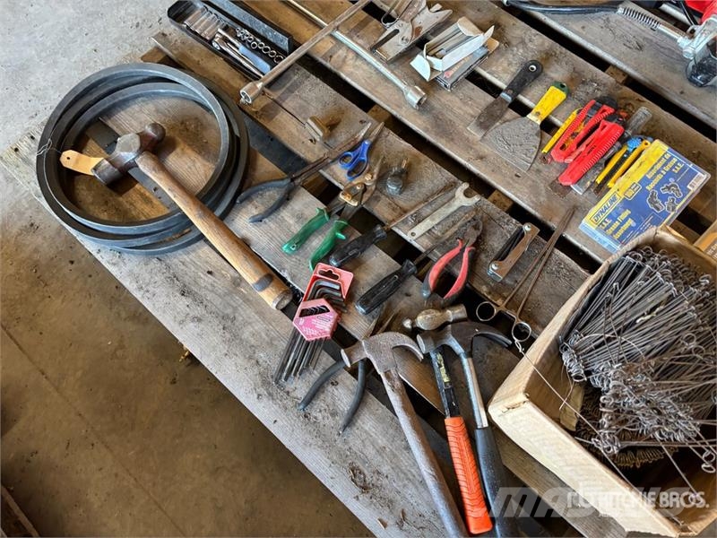 MILWAUKEE Cordless Grease Gun Drugi deli