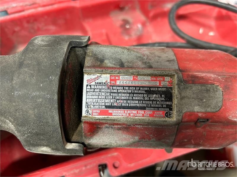 MILWAUKEE of Milwaukee Cordless Tools مكونات أخرى