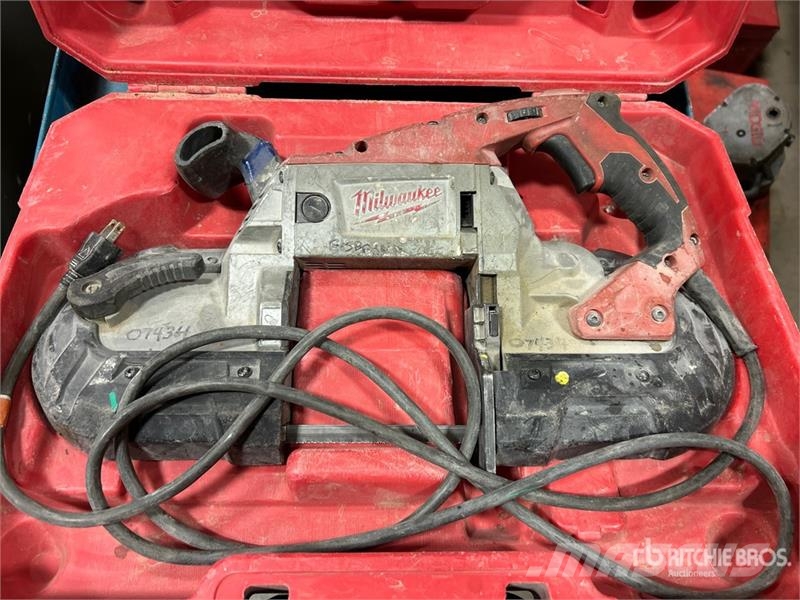 MILWAUKEE of Milwaukee Cordless Tools مكونات أخرى