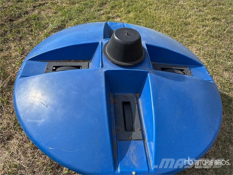 Mineral Feeder Інше тваринницьке обладнання