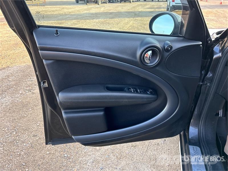 Mini Cooper Countryman AWD Automobile 汽车