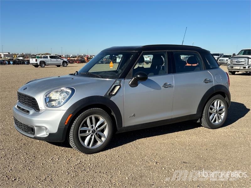 Mini Cooper Countryman S AWD Automobile سيارات