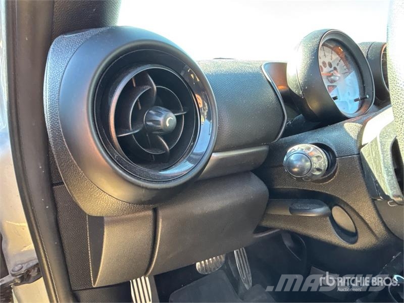 Mini Cooper Countryman S AWD Automobile سيارات