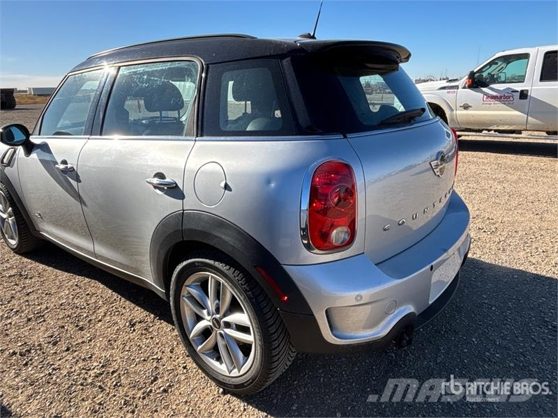 Mini Cooper Countryman S AWD Automobile سيارات